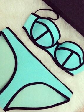 iso triangl bikini